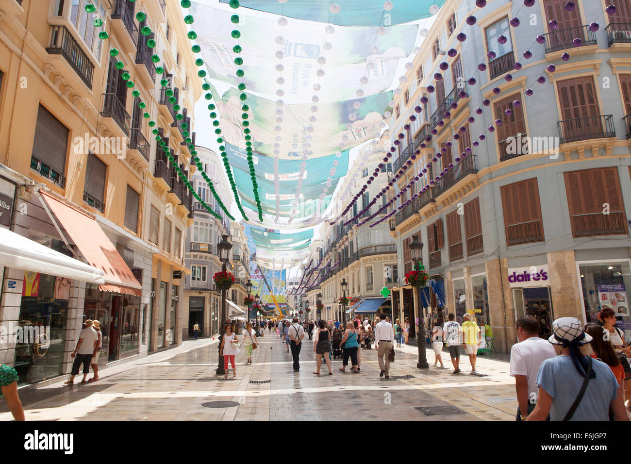 Malaga shopping mall fotografías e imágenes de alta resolución - Alamy