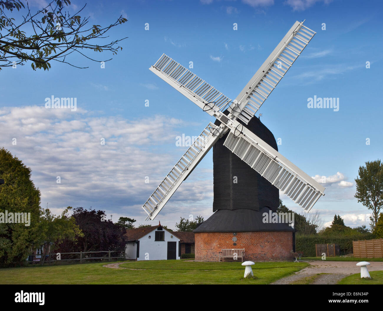 Outwood Post Mill, Redhill, Surrey Foto de stock