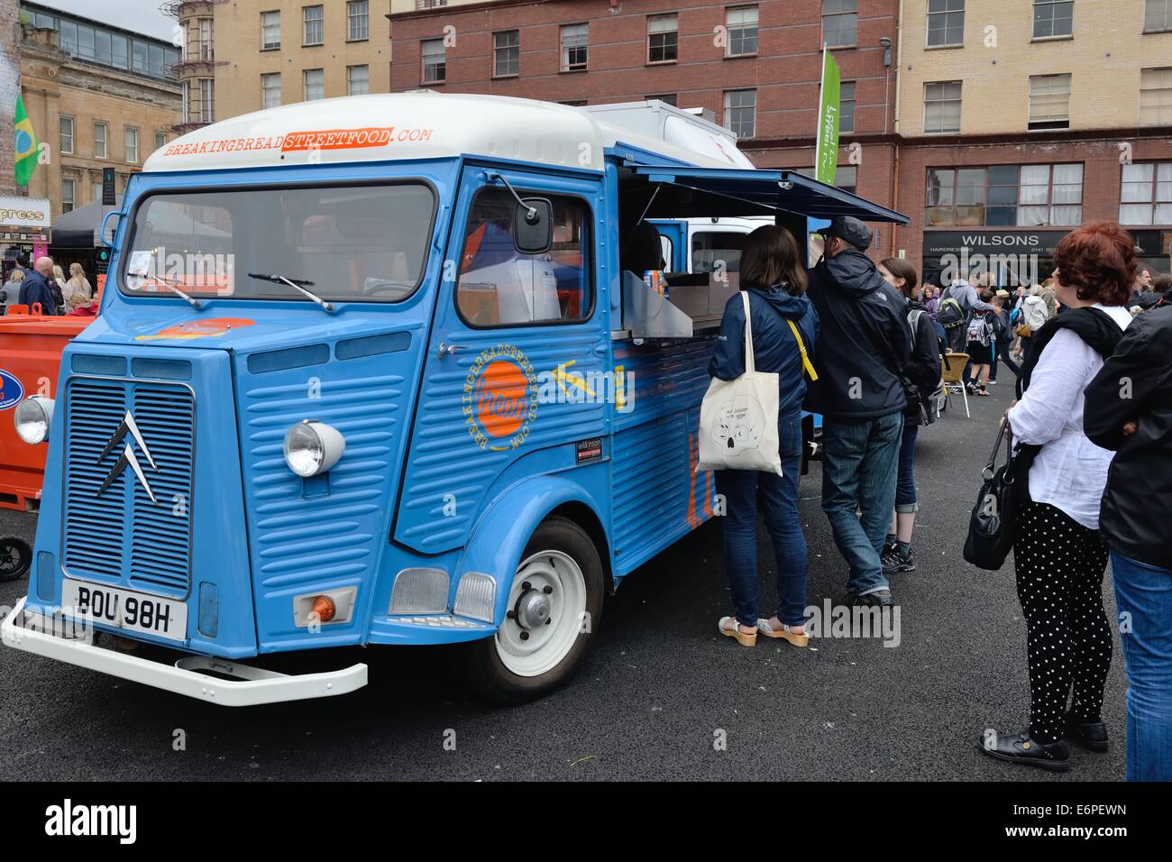 Un romper el Pan Citroën catering van en Glasgow, Escocia Foto de stock