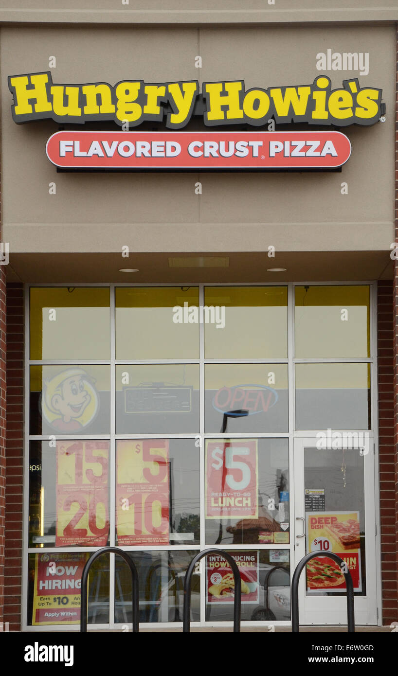 ANN ARBOR, MI - Agosto 24: Hambre Howie's East Ann Arbor store es mostrado el 24 de agosto de 2014. Foto de stock