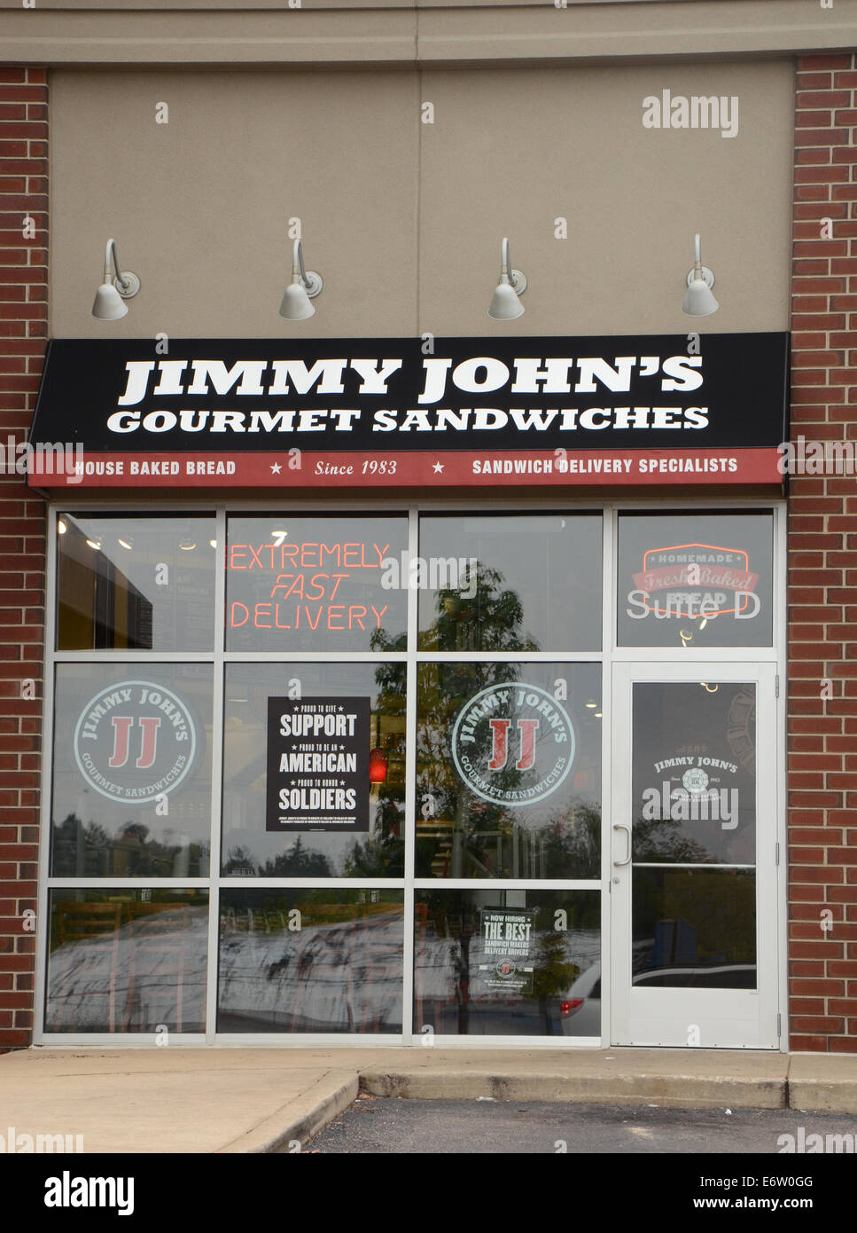 ANN ARBOR, MI - Agosto 24: Jimmy John's East Ann Arbor store es mostrado el 24 de agosto de 2014. Foto de stock