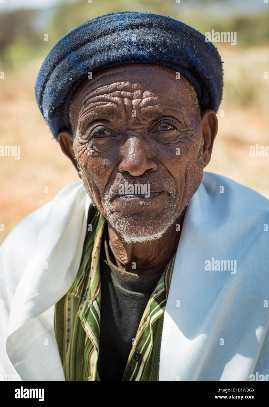 Anciano de la tribu boranas, Ola Alakadjilo, Etiopía Foto de stock