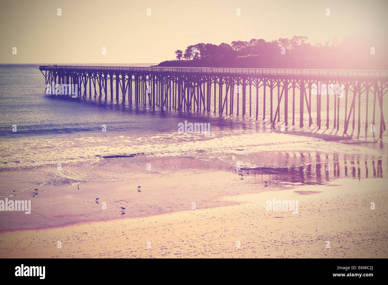 Puente de madera Vintage en Sunset Beach, California, USA. Foto de stock