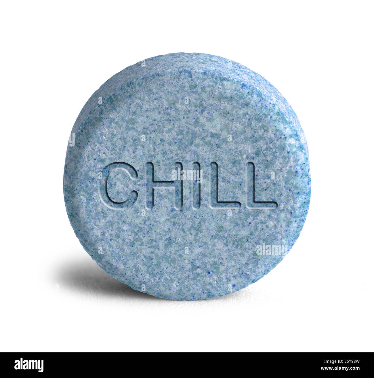 La píldora azul grande Chill aislado sobre fondo blanco. Foto de stock