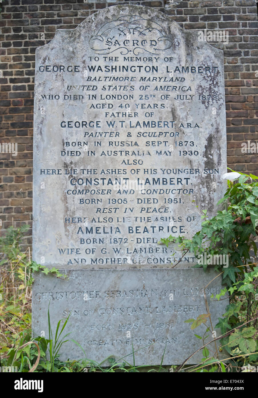 Familia lambert memorial en el cementerio de brompton, incluido el pintor George, compositor constante, y 1960 Music Manager, kit Foto de stock