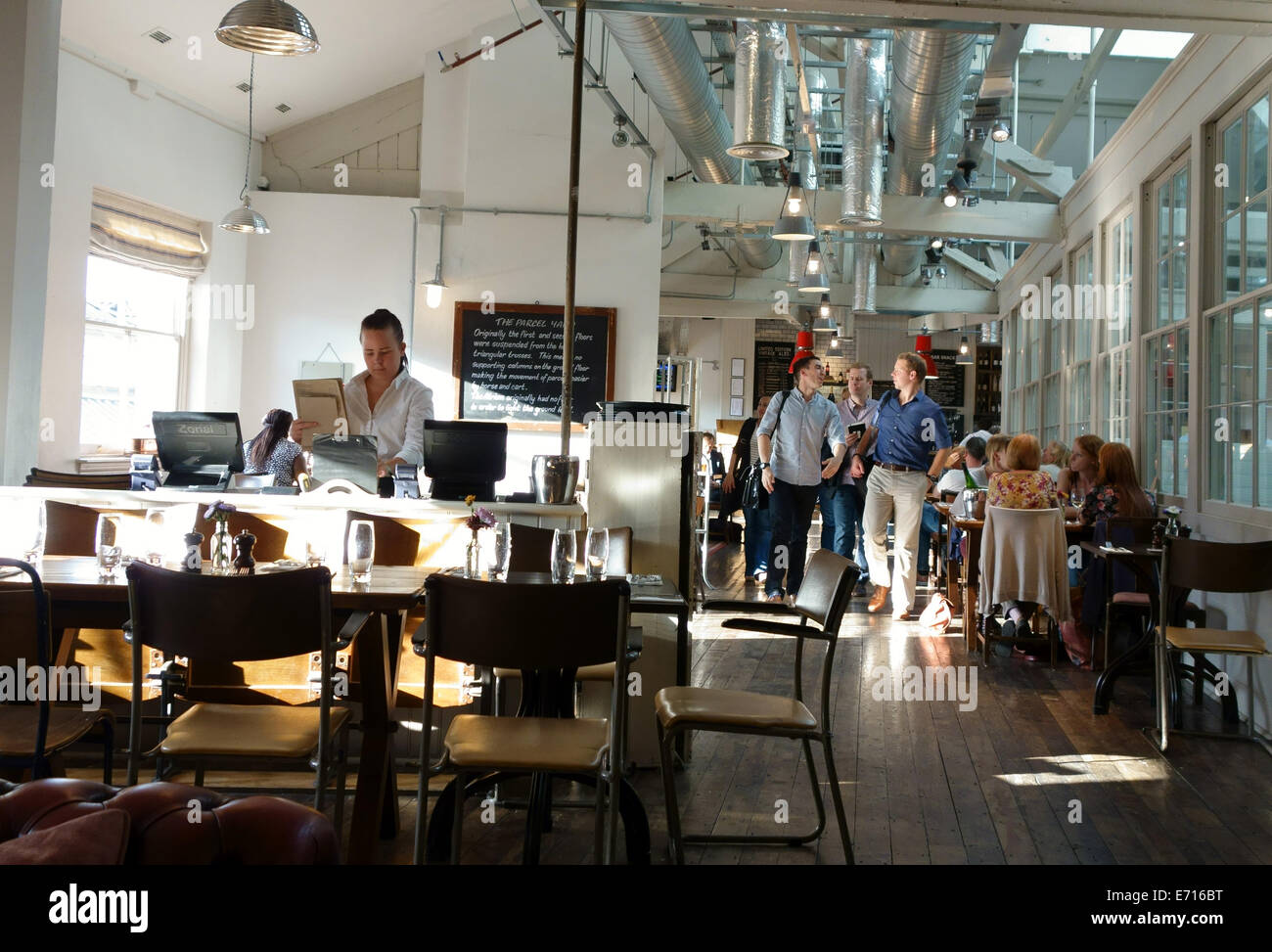 La parcela Yard pub y restaurante, estación de King's Cross, London