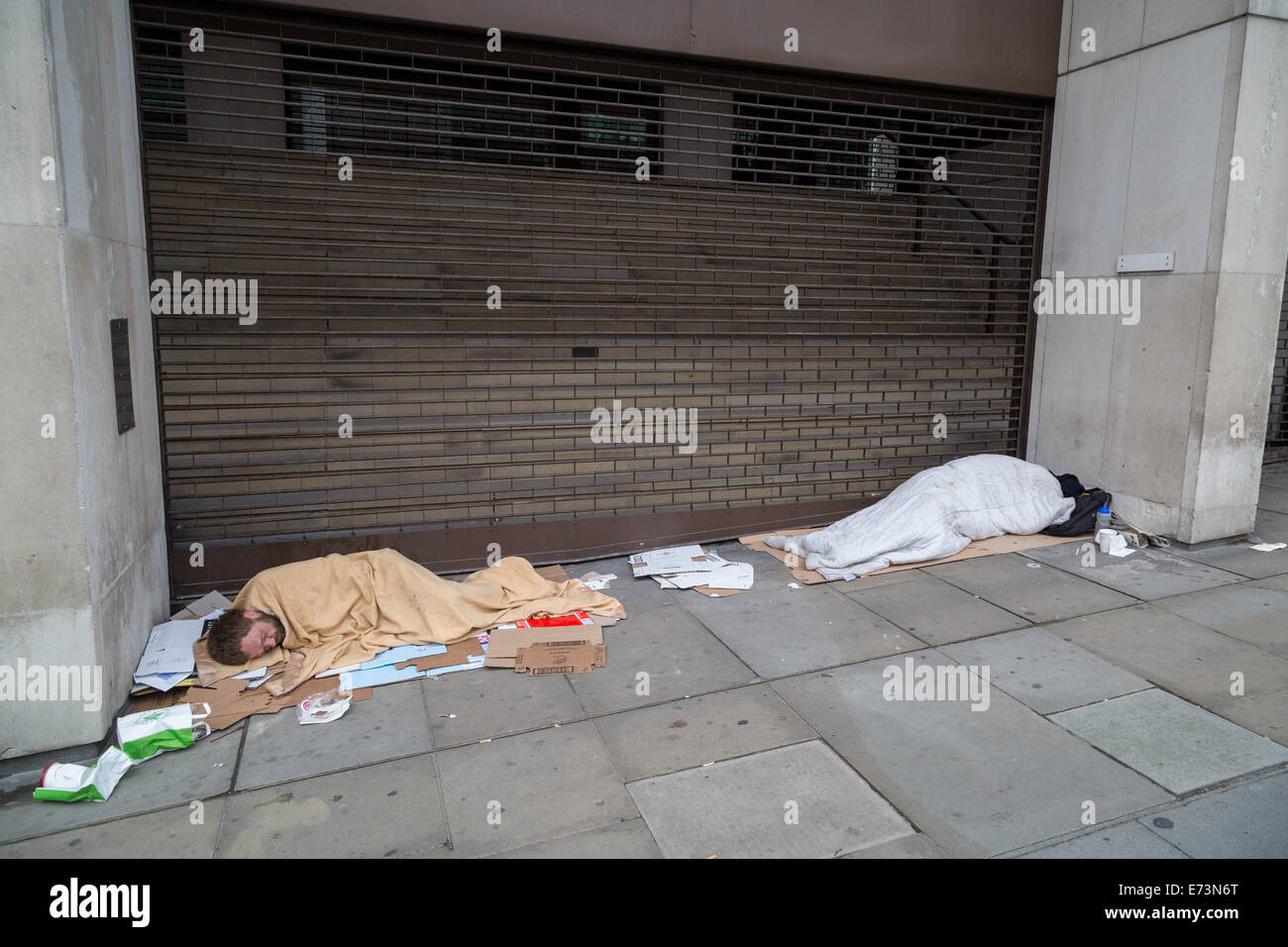 Personas Sin Hogar Uk Imagenes De Stock Personas Sin Hogar Uk