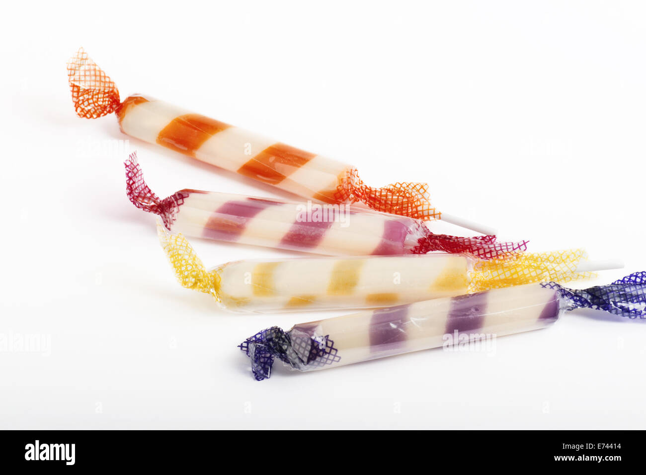 Colorido lollipop, sobre fondo blanco. Foto de stock
