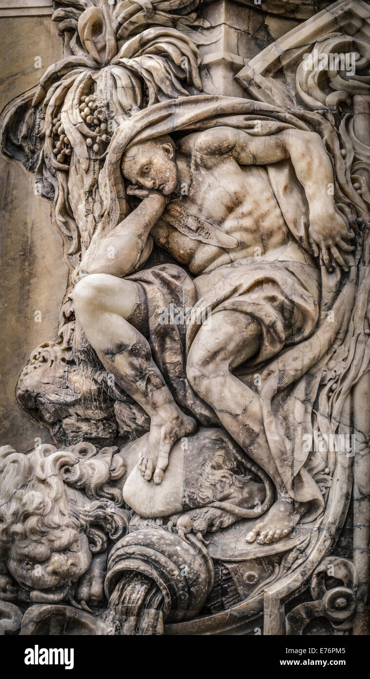 Estatua del Palacio del Marqués de Dos Aguas. Valencia. España Foto de stock