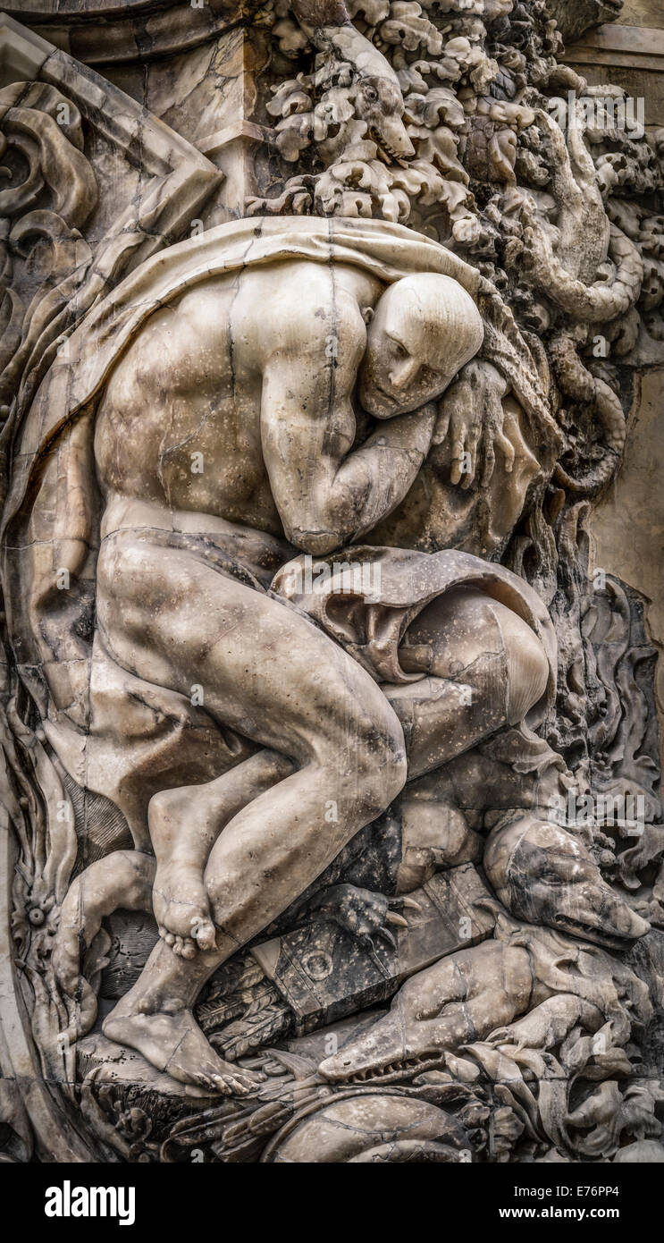 Estatua del Palacio del Marqués de Dos Aguas. Valencia. España Foto de stock
