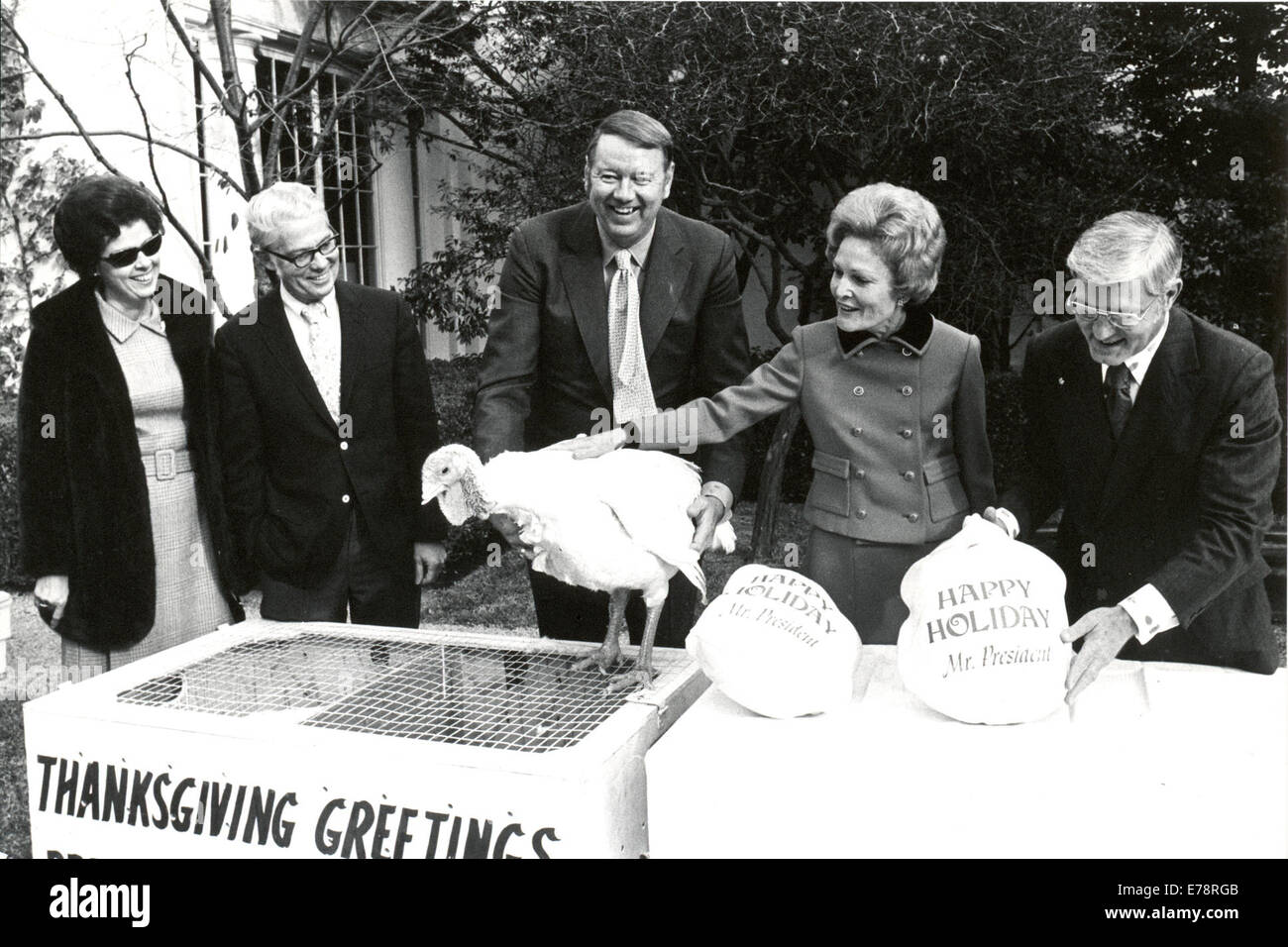 Pat Nixon recibe el pavo de Acción de Gracias, Vivo anual Foto de stock