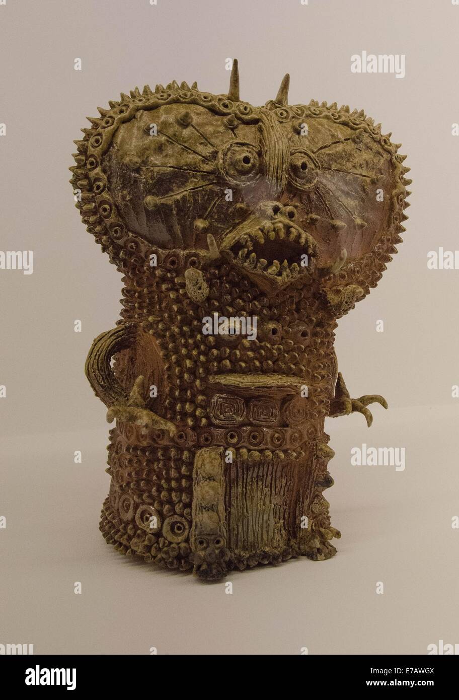 Bienal de Venecia 2013, artista japonés Shinichi Sawada, Art Brut monstruosas criaturas hechas de arcilla esculturas Foto de stock