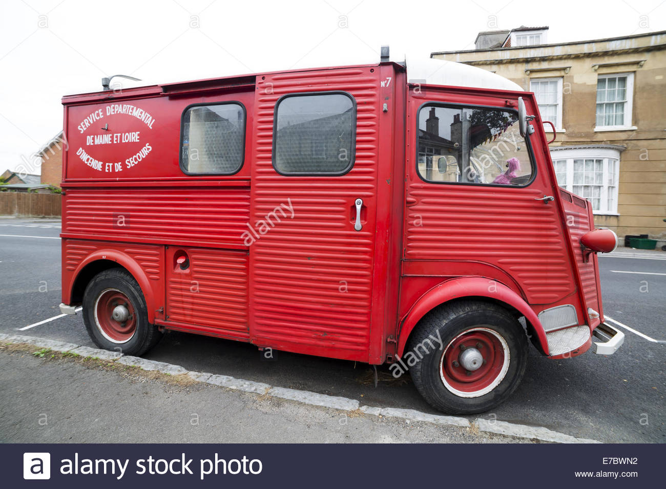 Rojo viejo Citroën H van Foto de stock