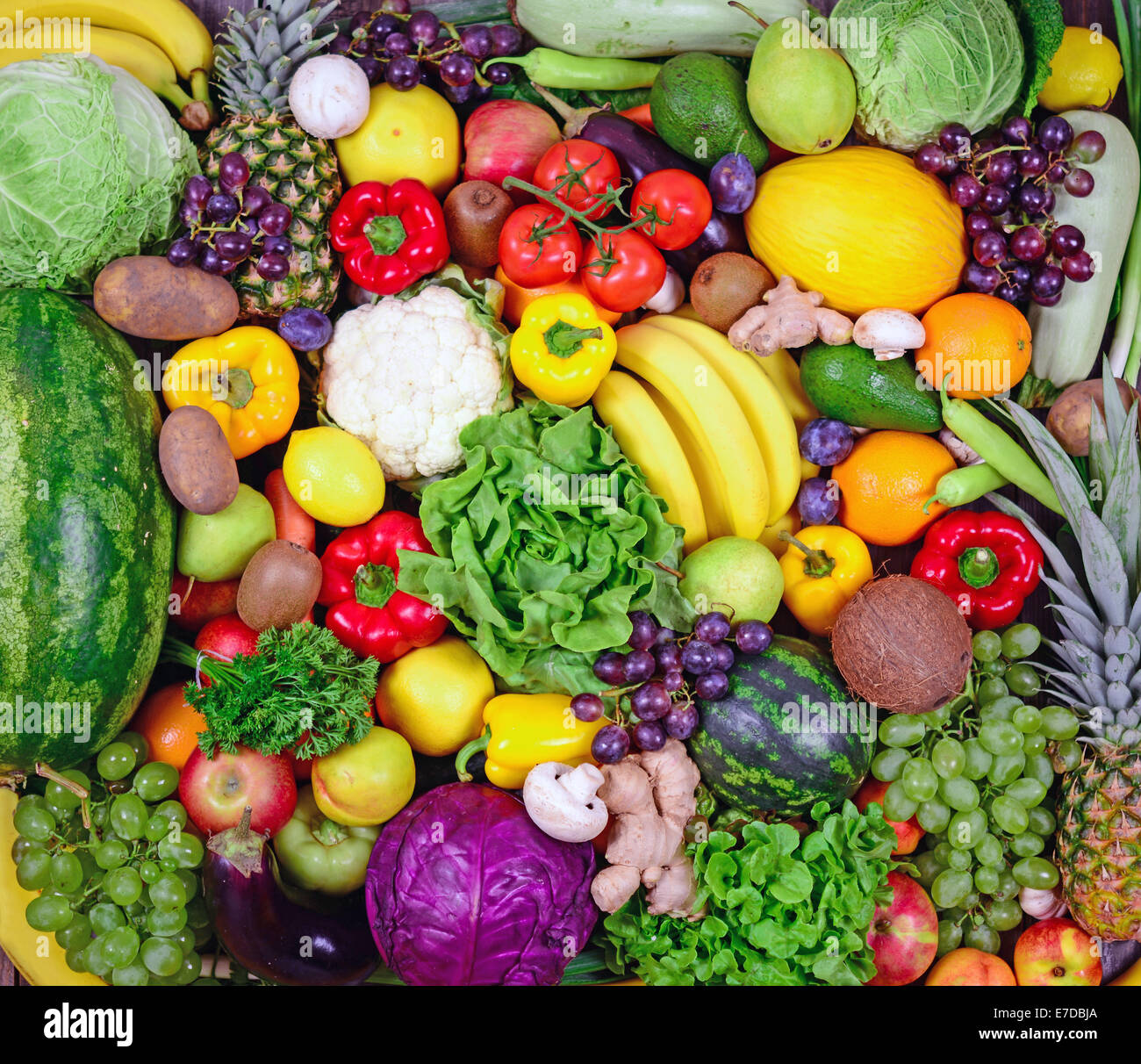 Un Grupo De Diversas Verduras Frescas Imagen de archivo - Imagen