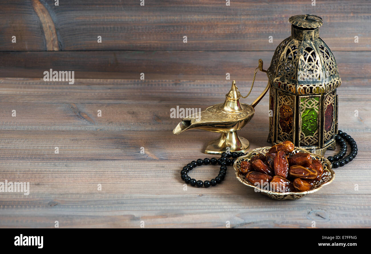 Decoracion ramadan fotografías e imágenes de alta resolución - Alamy