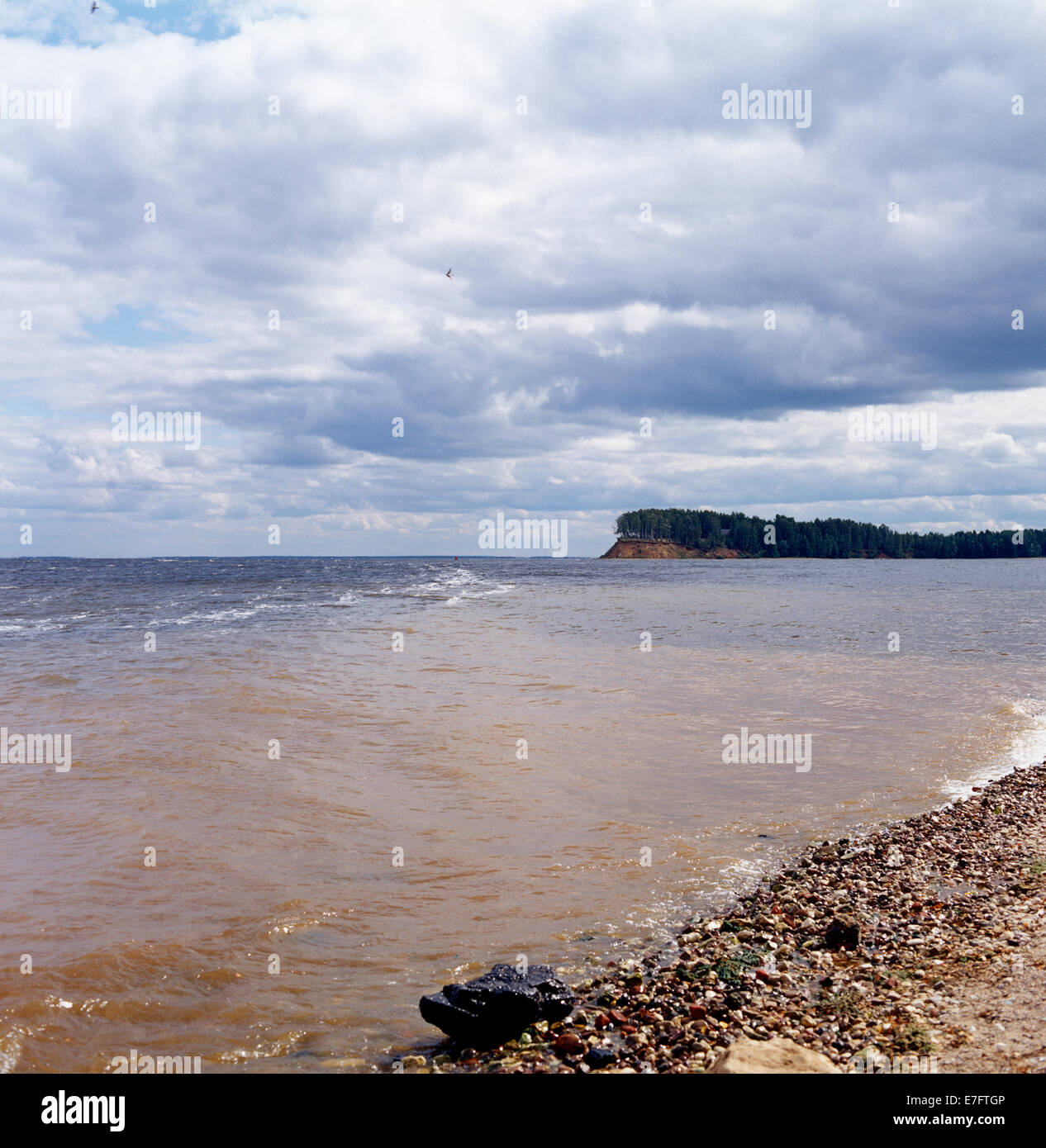 Río Volga cerca de Chkalovsk Foto de stock
