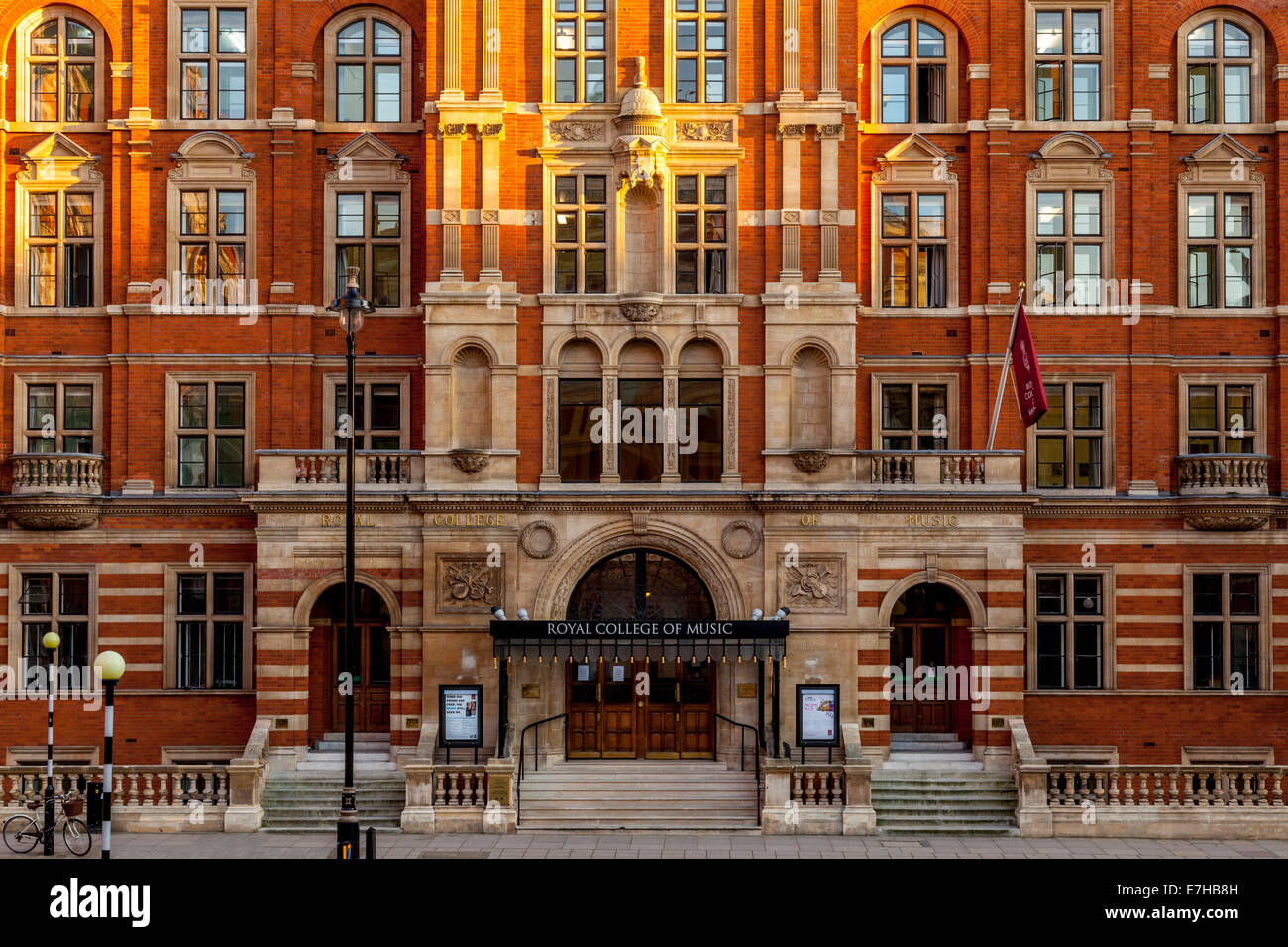 El Royal College of Music, Kensington, Londres, Inglaterra Foto de stock