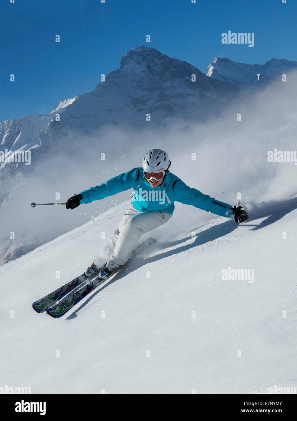 Esquí, esquí, Grindelwald, Ridge, el Eiger, Jungfrau, montaña, montaña, esquí, esquí, carving, el invierno, los deportes de invierno, cantón de Berna. Foto de stock