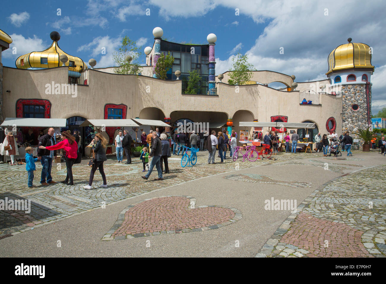 Hundertwasser, mercado cubierto, el día de la madre, mercado de Altenrhein, evento SG, en el cantón de San Gallen, mercado, STAAD, Altenrhein, Switzerla Foto de stock