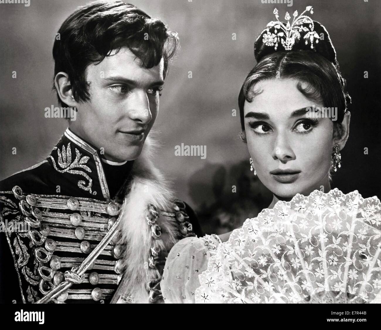 Guerra y Paz Año : 1956 Italia /EE UU Director: King Vidor Vittorio Gassman, Audrey Hepburn Foto de stock