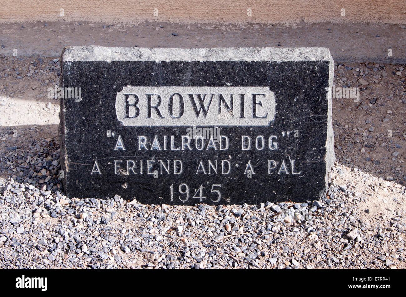 Brownie el ferrocarril perro lápida en Victorville California Foto de stock