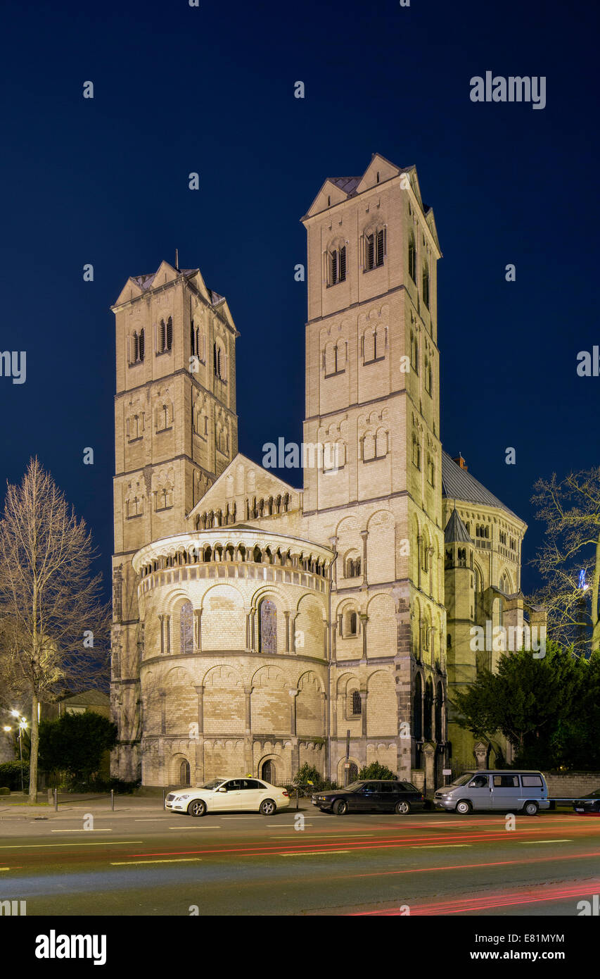 Iglesia románica de San Gereón, Colonia, Renania del Norte-Westfalia, Alemania Foto de stock