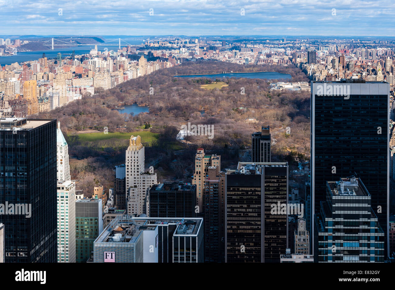 Nosotros, la ciudad de Nueva York. Vista desde la parte superior de la cubierta de observación de rock, 30 Rockefeller Plaza. Central Park. Foto de stock