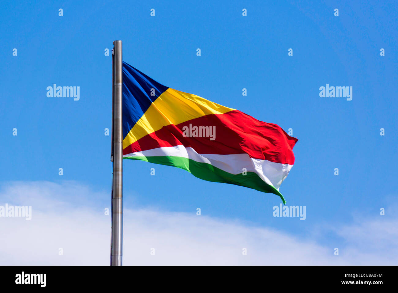 Bandera nacional seychelles fotografías e imágenes de alta resolución -  Alamy