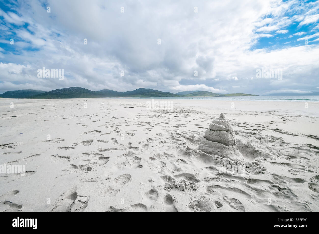 Castillo de arena en la playa Luskentire Foto de stock
