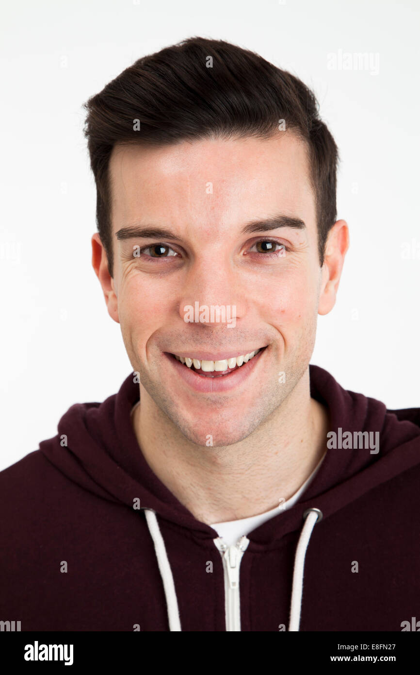 Retrato de un hombre sonriente Foto de stock