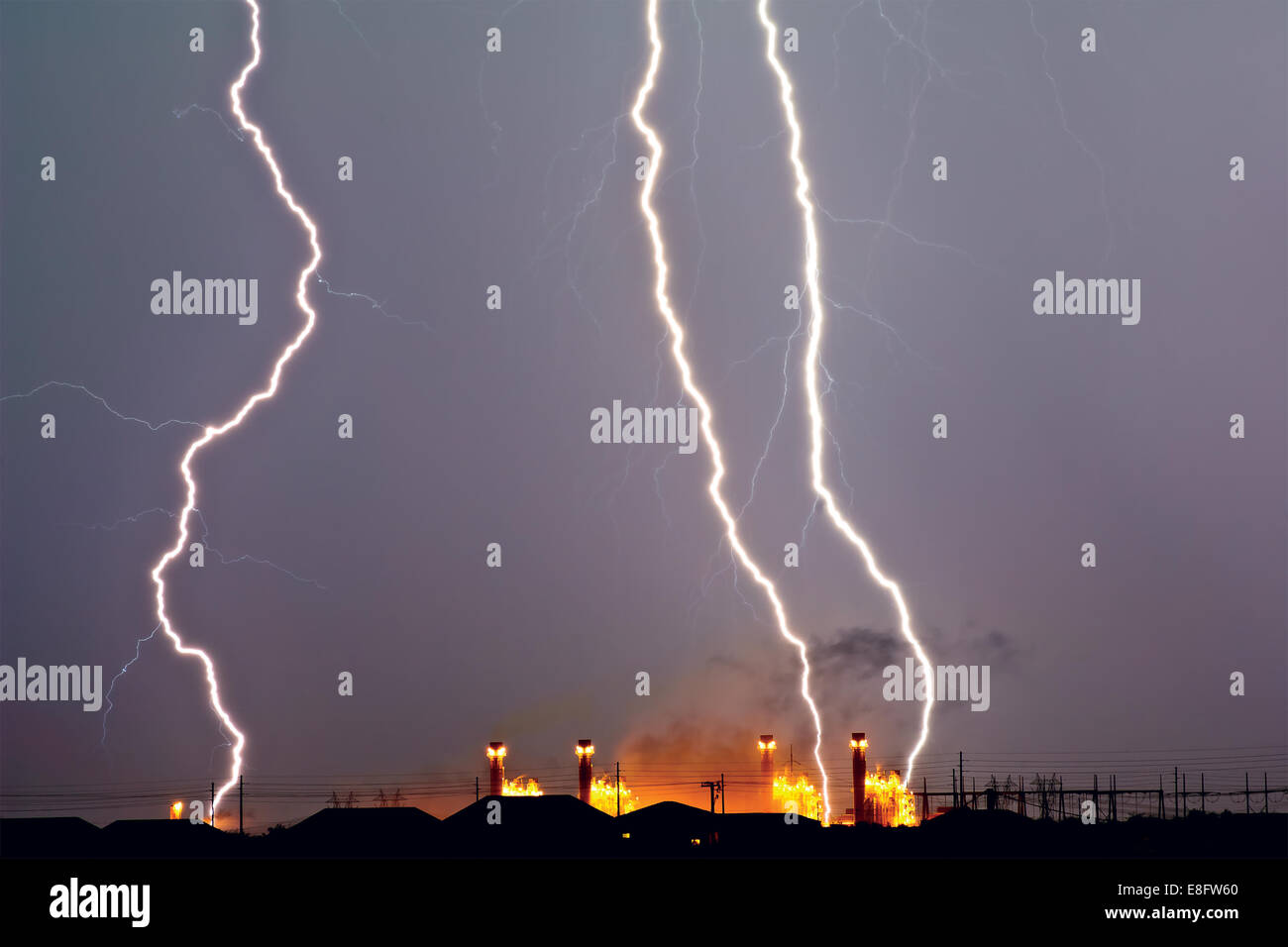 Thunder perno sobre Plantas de Energía Nuclear, Wintersburg, Arizona, Estados Unidos, EE.UU. Foto de stock