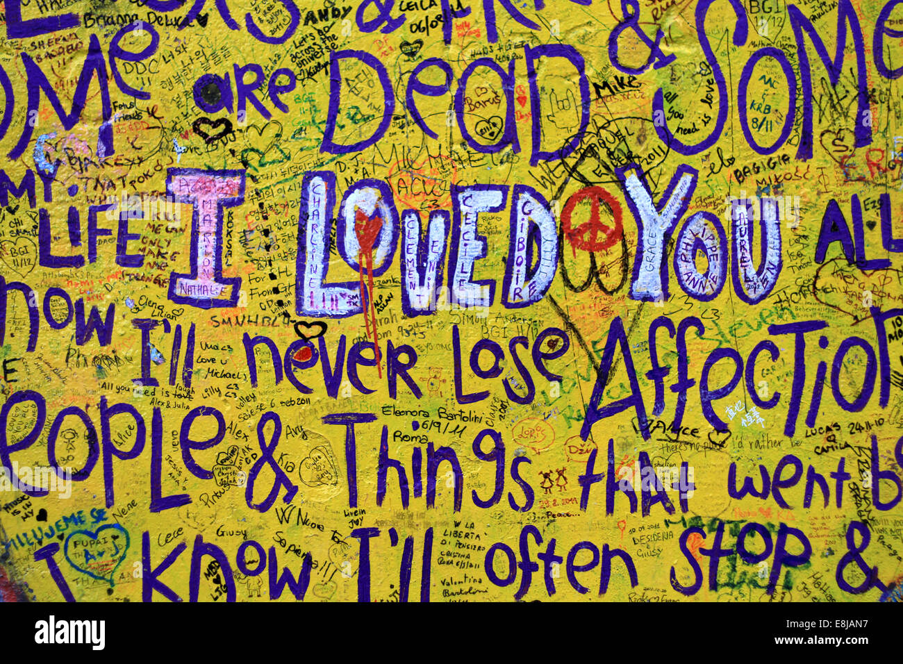 Muro de John Lennon. Praga. Foto de stock
