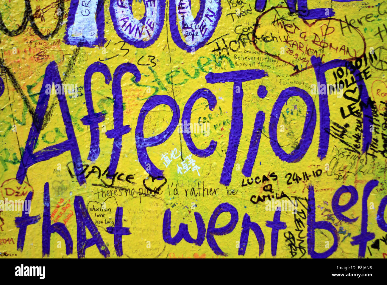 Muro de John Lennon. Praga. Foto de stock