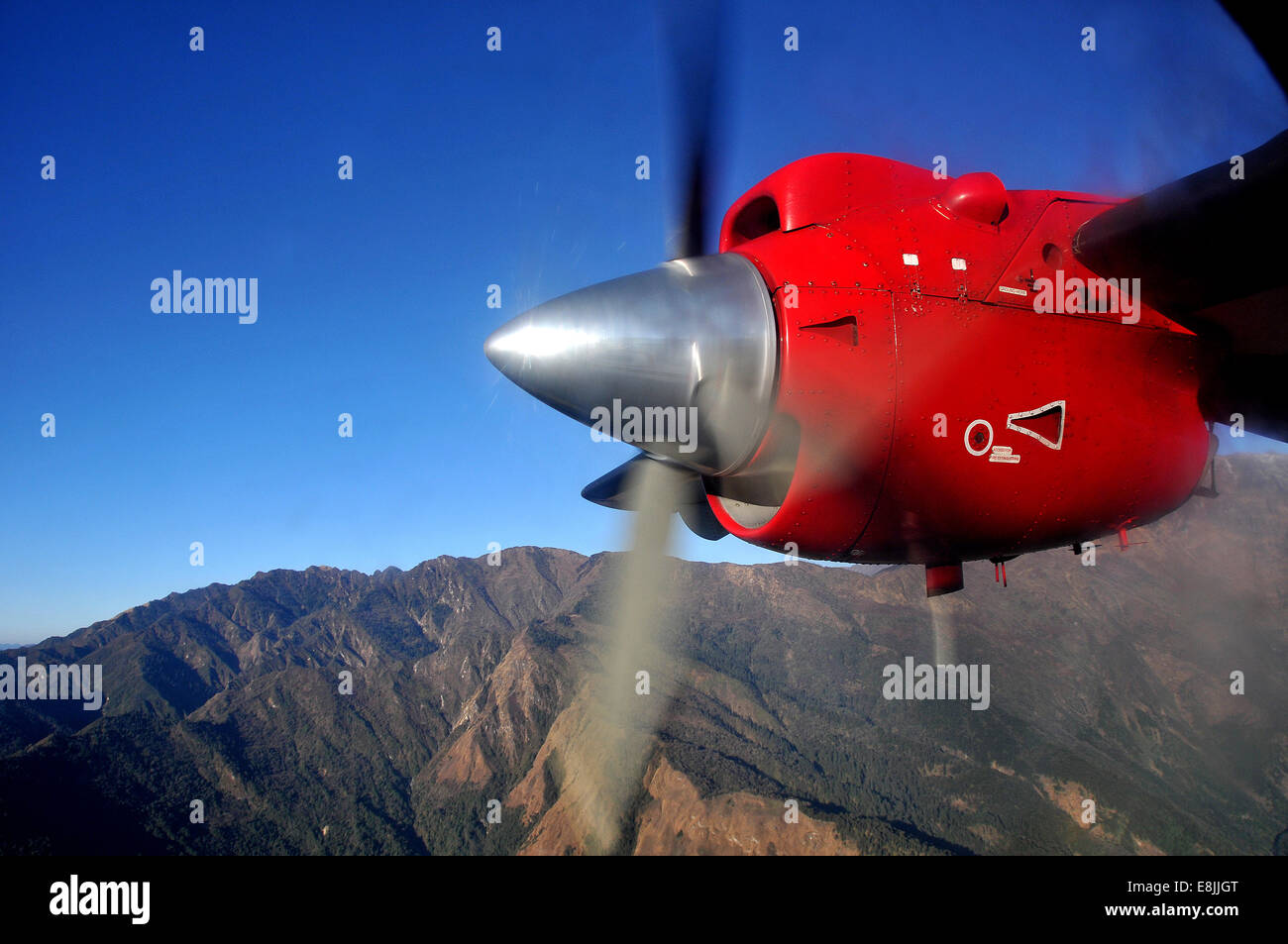 Vuelo de avión en el Himalaya Foto de stock