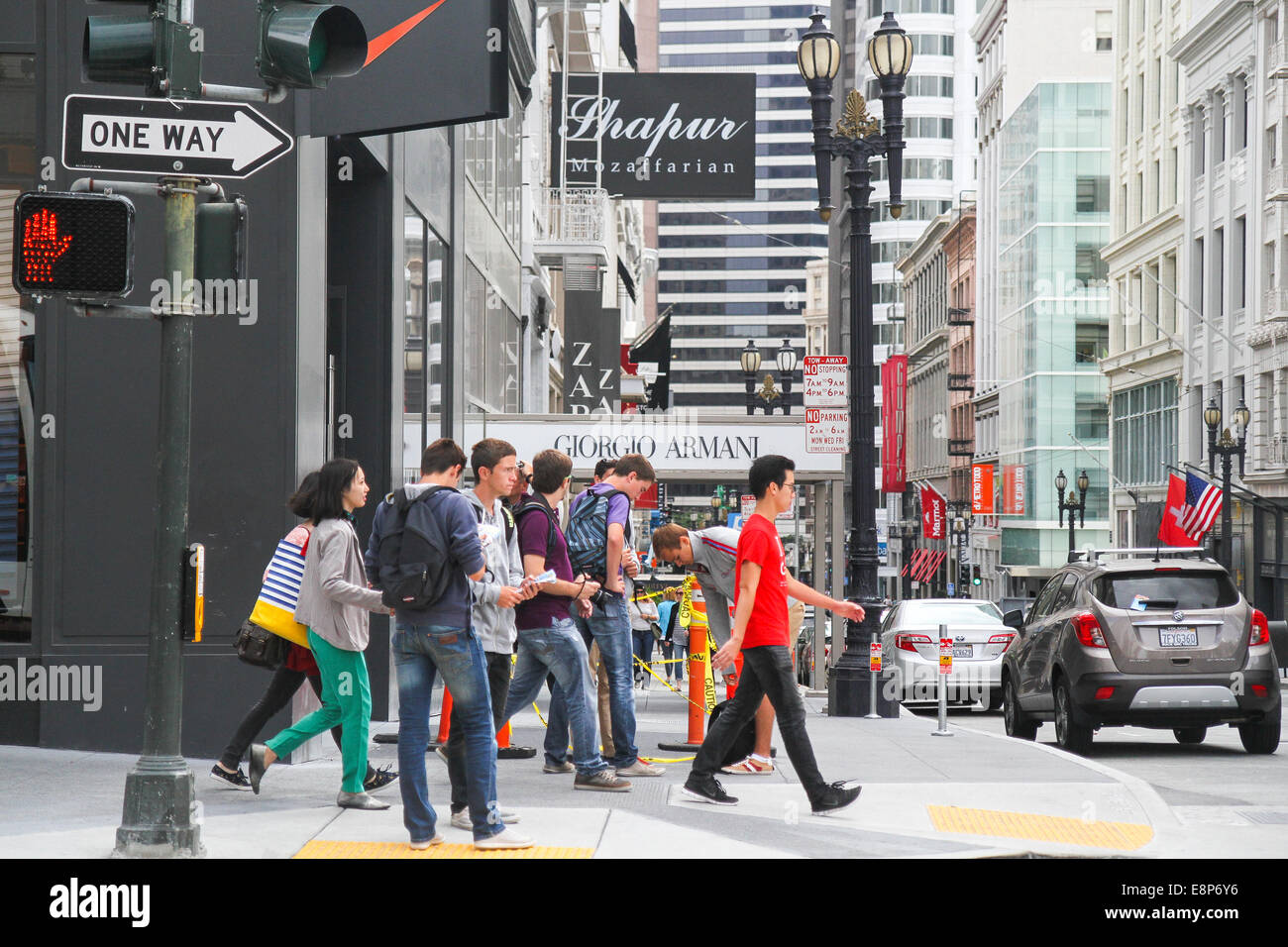 La gente caminando cerca de Union Square, San Francisco Foto de stock