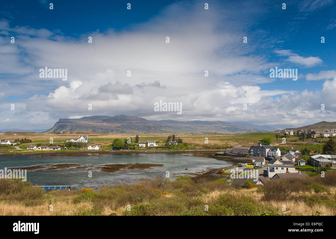 Vista de una remota aldea llamada Bunessan village, Isle Of Mull, Argyll & Bute, Escocia, Reino Unido Foto de stock
