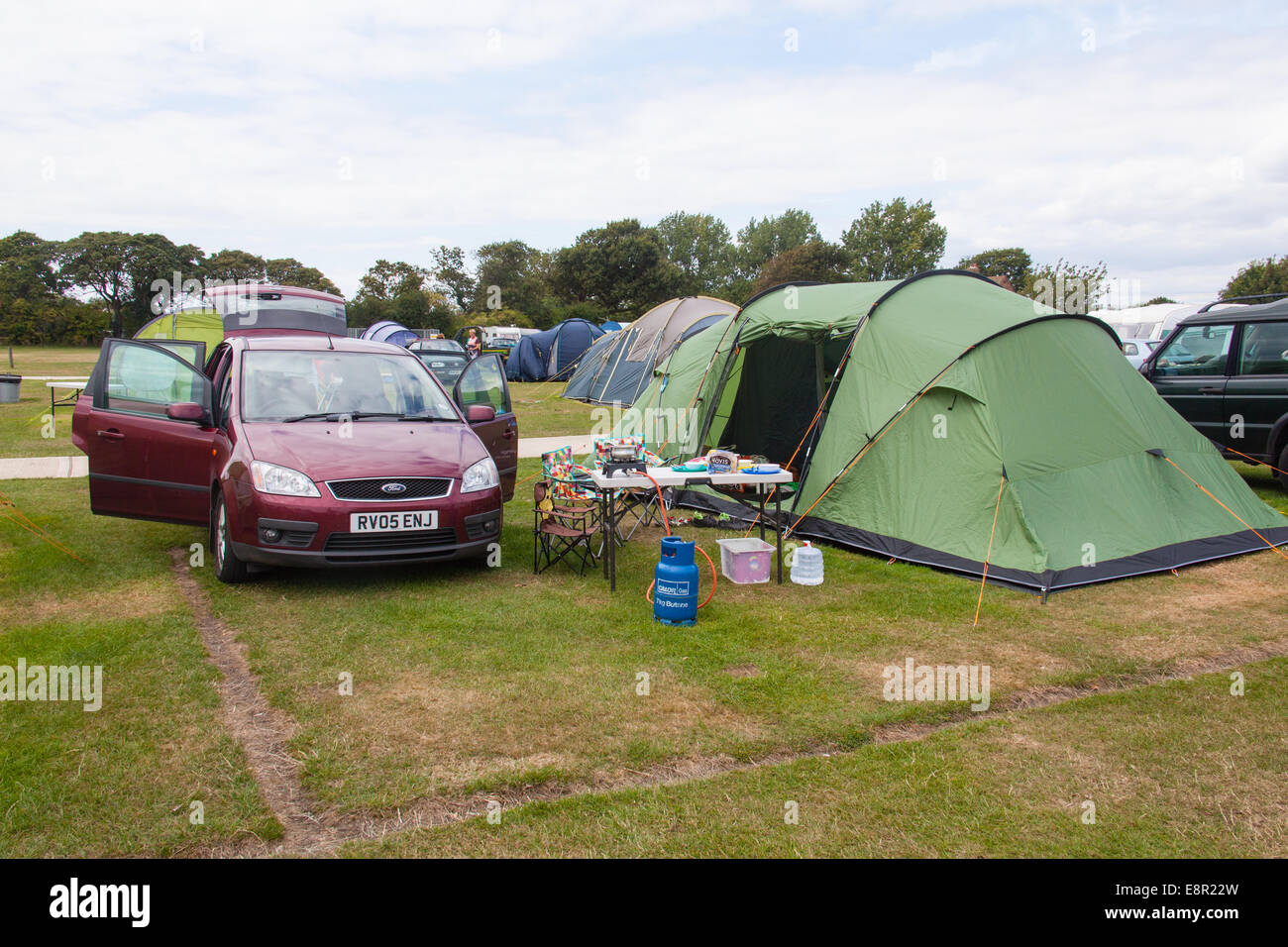 Granja Nunnington, Camping, West Wittering, West Sussex, Inglaterra, Reino Unido. Foto de stock