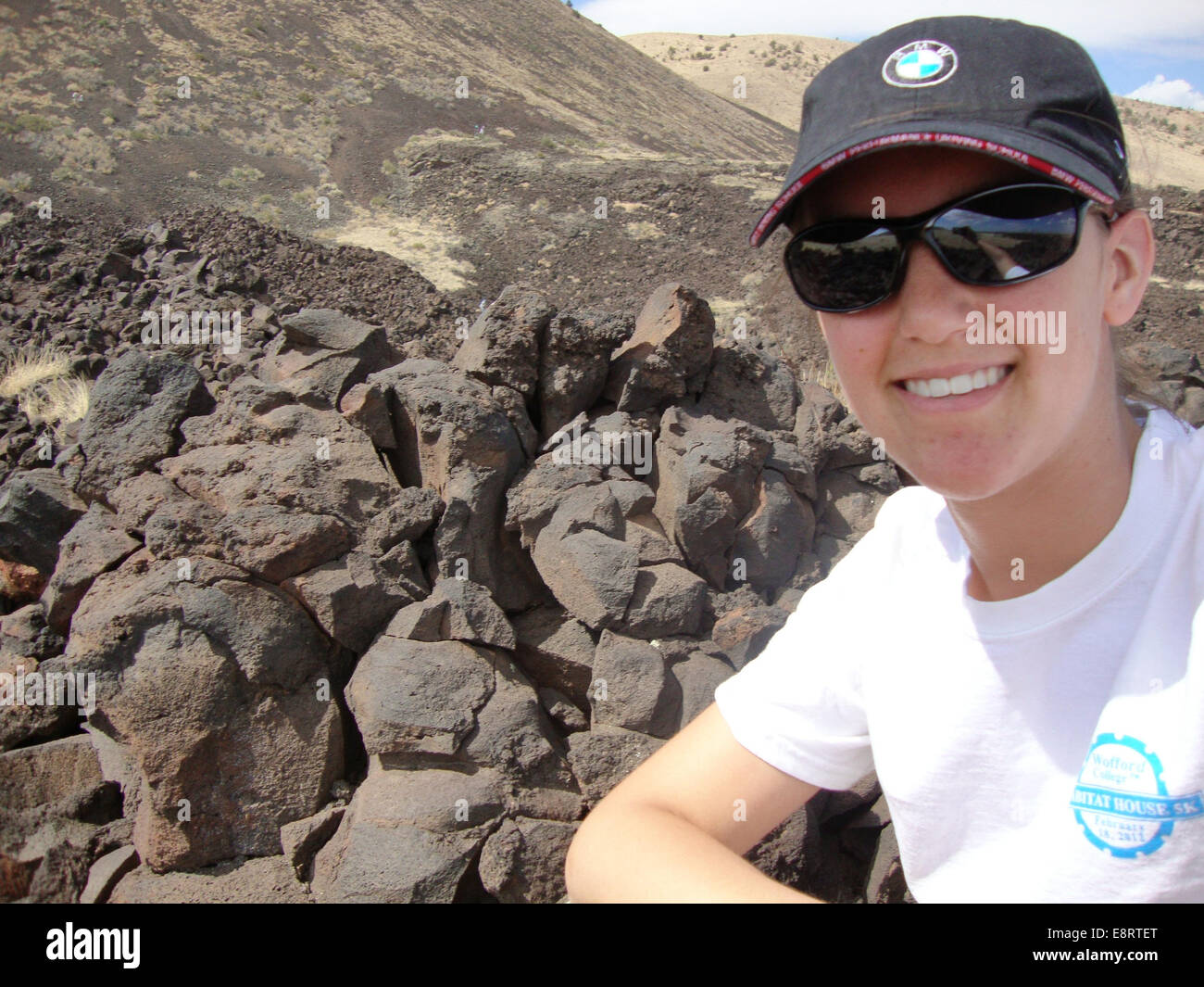 Melissa Gaddy obtiene un vistazo al SP del cráter de lava negra.Goddard Grand Canyon LPSA Lunar y Planetario de la Academia de Ciencia de la NASA AR Foto de stock