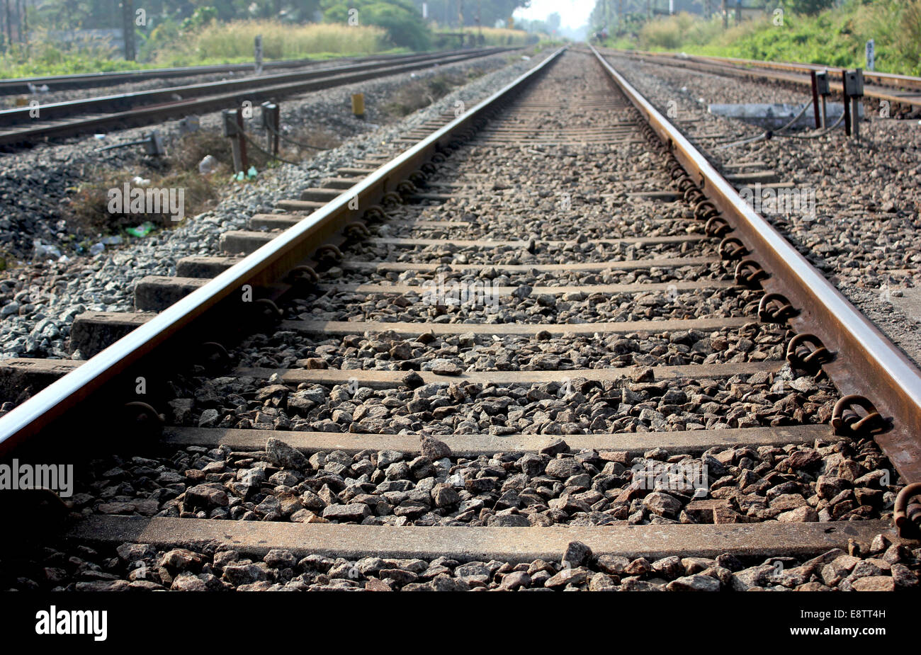 Railway track fotografías e imágenes de alta resolución Alamy