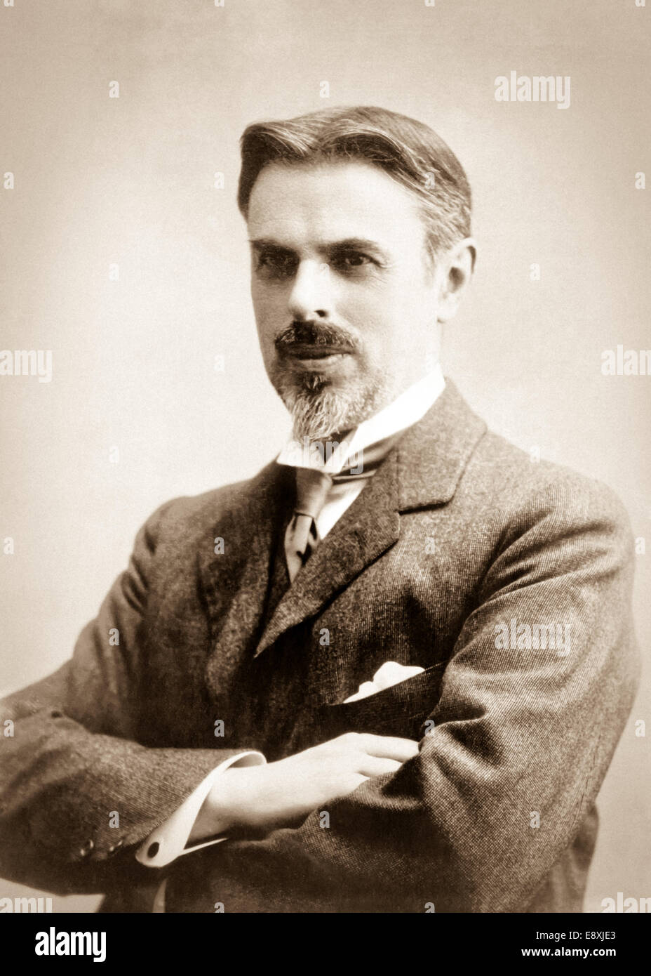 Laurence Housman (1865-1959), escritor inglés y comprometidos socialista y pacifista. Fotografía de estudio desde 1915. Foto de stock