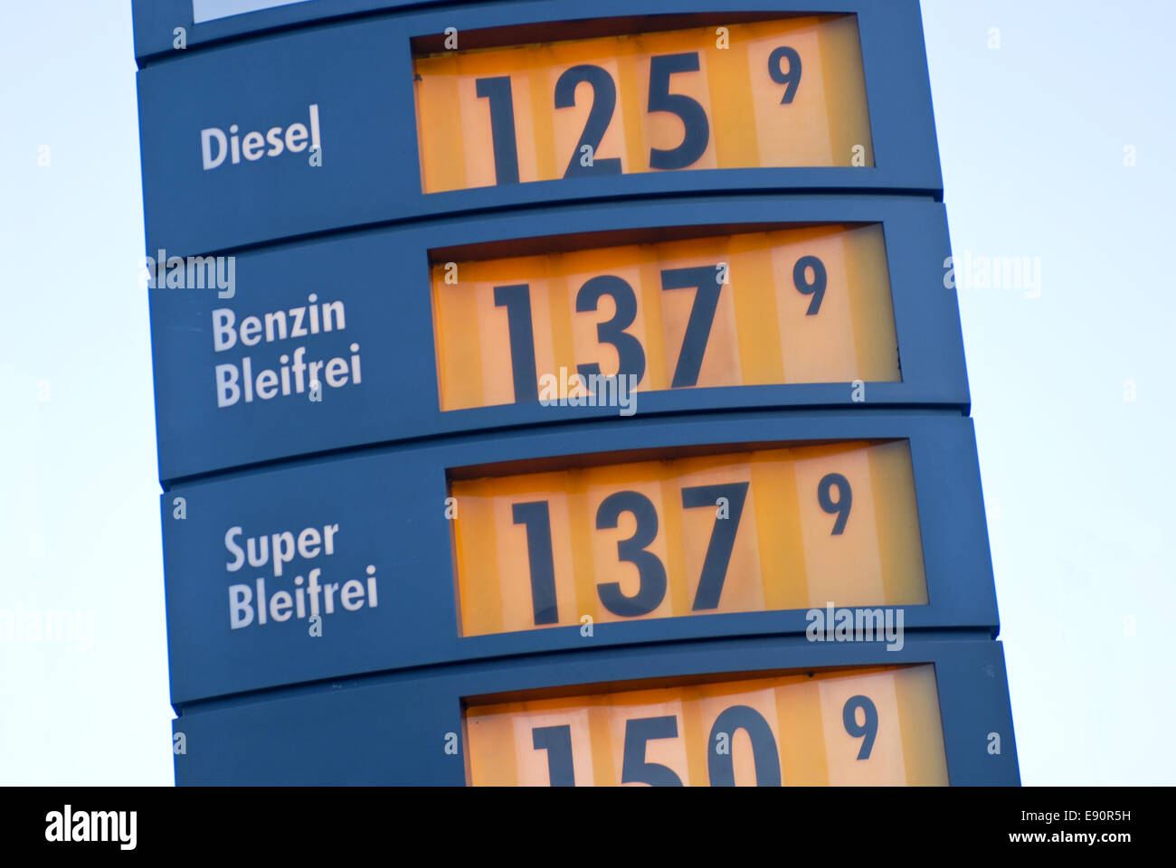 Precios de gasolina Foto de stock