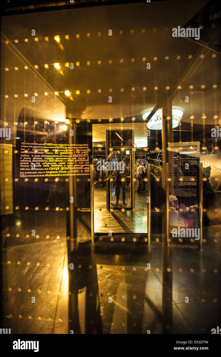 Italia Turín Piamonte Pino Torinese Inauguración de la nueva zona de museos del Museo de Turín planetario astronomía y espacio INFINI.Al 17 de octubre de 2014 Foto de stock