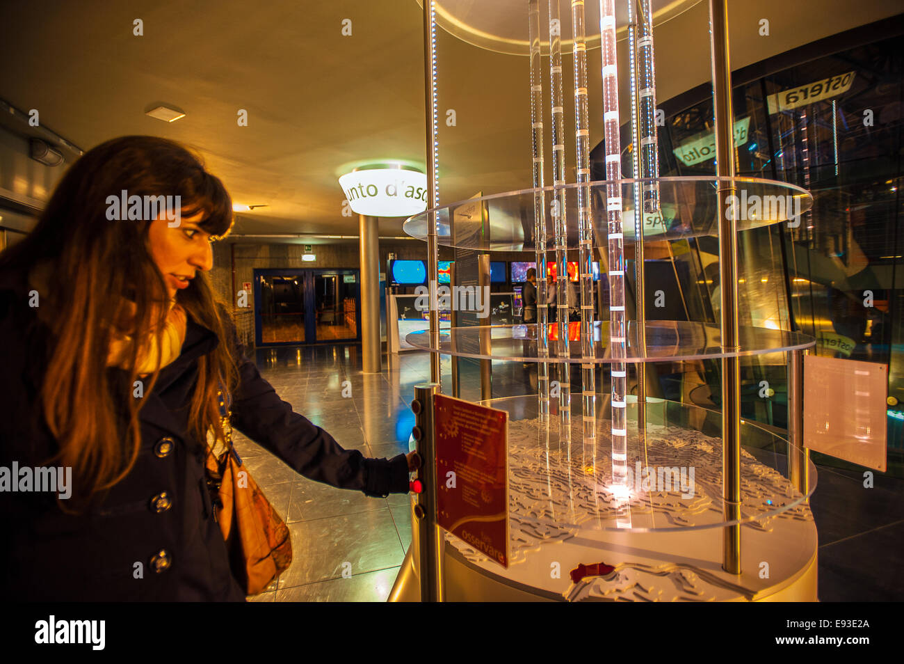Italia Turín Piamonte Pino Torinese Inauguración de la nueva zona de museos del Museo de Turín planetario astronomía y espacio INFINI.Al 17 de octubre de 2014 Foto de stock