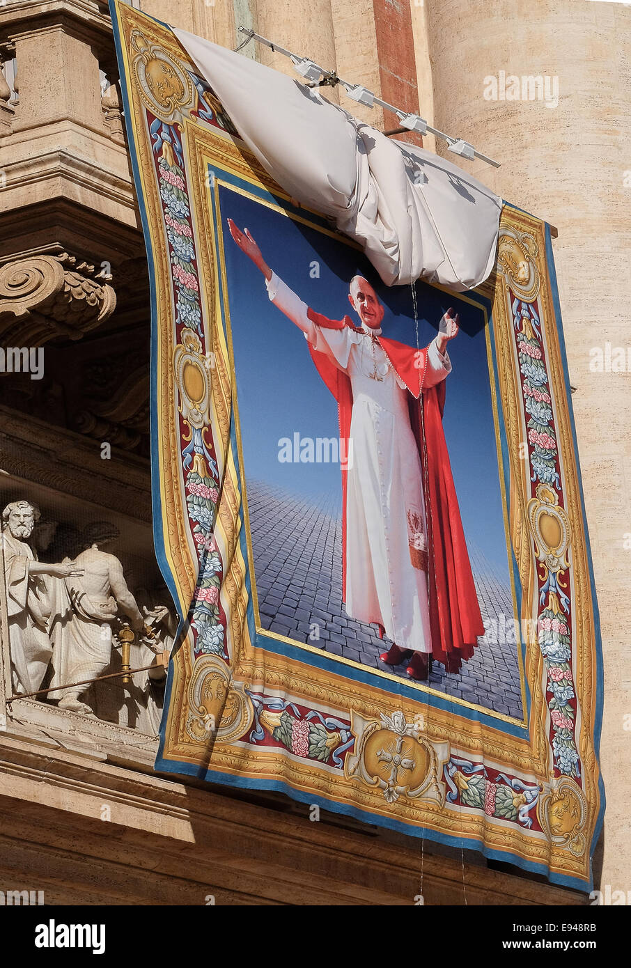 Ciudad del Vaticano. 19 Oct, 2014. Beatificación del Papa Pablo VI el 19 de septiembre de 2014 Crédito: Realmente fácil Star/Alamy Live News Foto de stock
