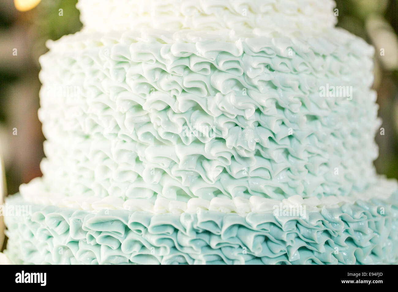 3 Tiered Wedding Cake Fotos E Imagenes De Stock Alamy