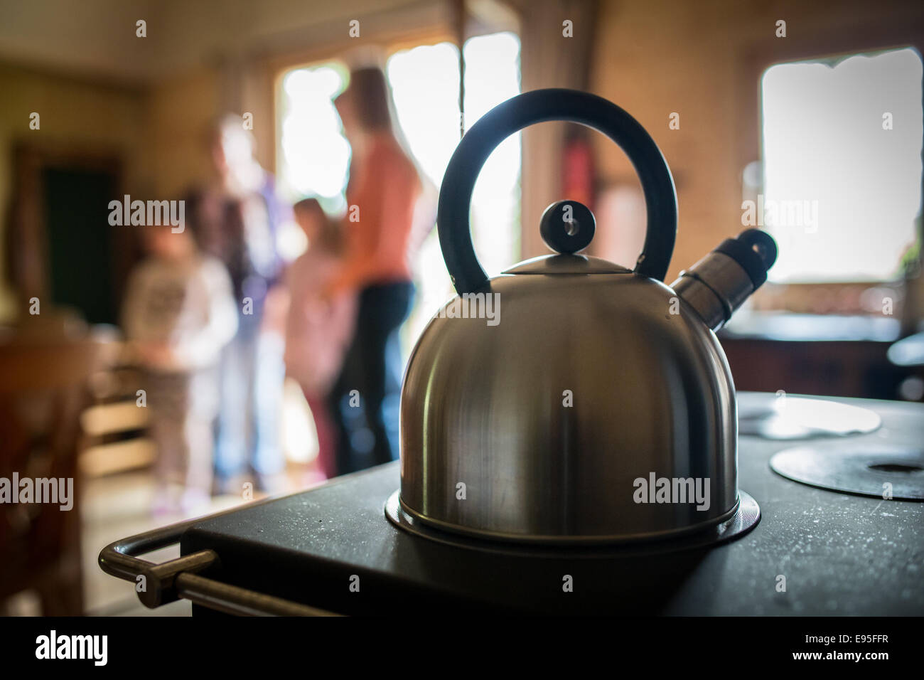 Russell hobbs kettle fotografías e imágenes de alta resolución - Alamy