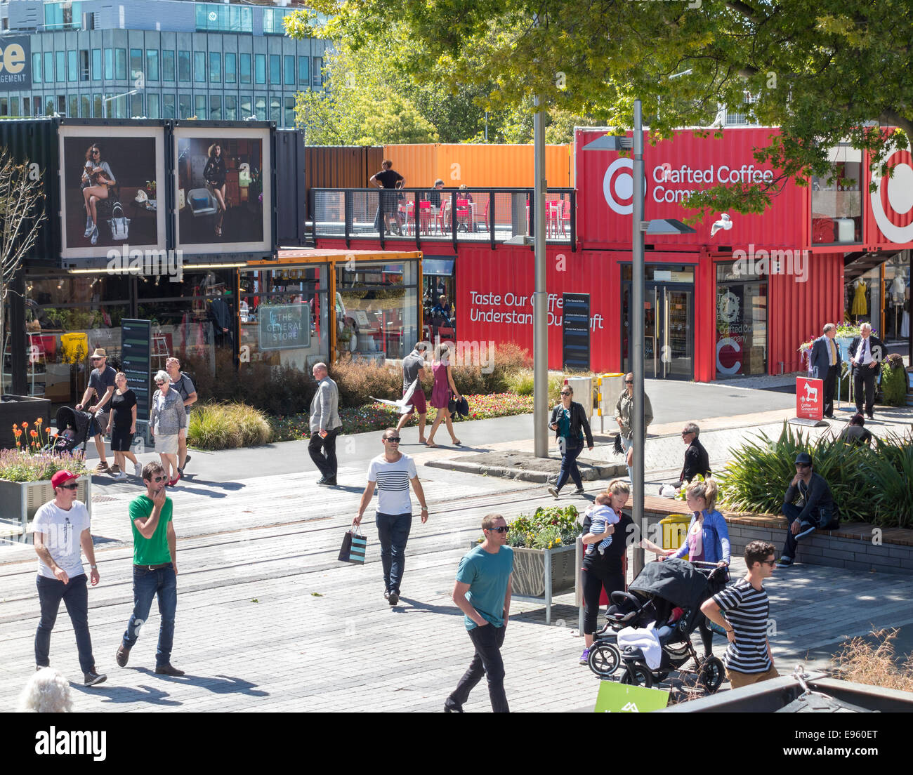Contenedor de Christchurch Mall, Re:iniciar pop-up Mall o Cashel Street Mall construido a partir de contenedores de envío después del terremoto de 2011 Foto de stock