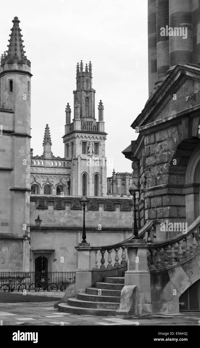 Alrededor de la ciudad de Oxford, la histórica ciudad universitaria de Oxfordshire Inglaterra Radcliffe Camera Foto de stock