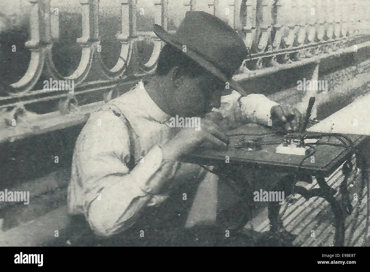 Regulación de corriente en el teclado - telégrafo inalámbrico 1899 Foto de stock