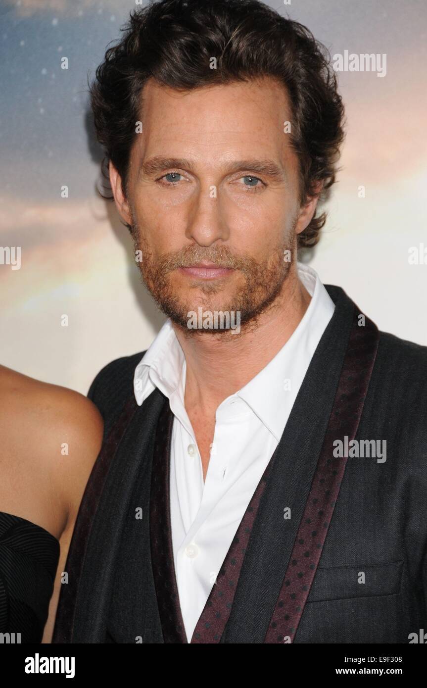 Los Angeles, California, EEUU. 26 Oct, 2014.El Actor MATTHEW MCCONAUGHEY en el interstellar Premiere celebrada el TCL Teatro Chino, de Hollywood. Crédito: Paul Fenton/Zuma alambre/Alamy Live News Foto de stock